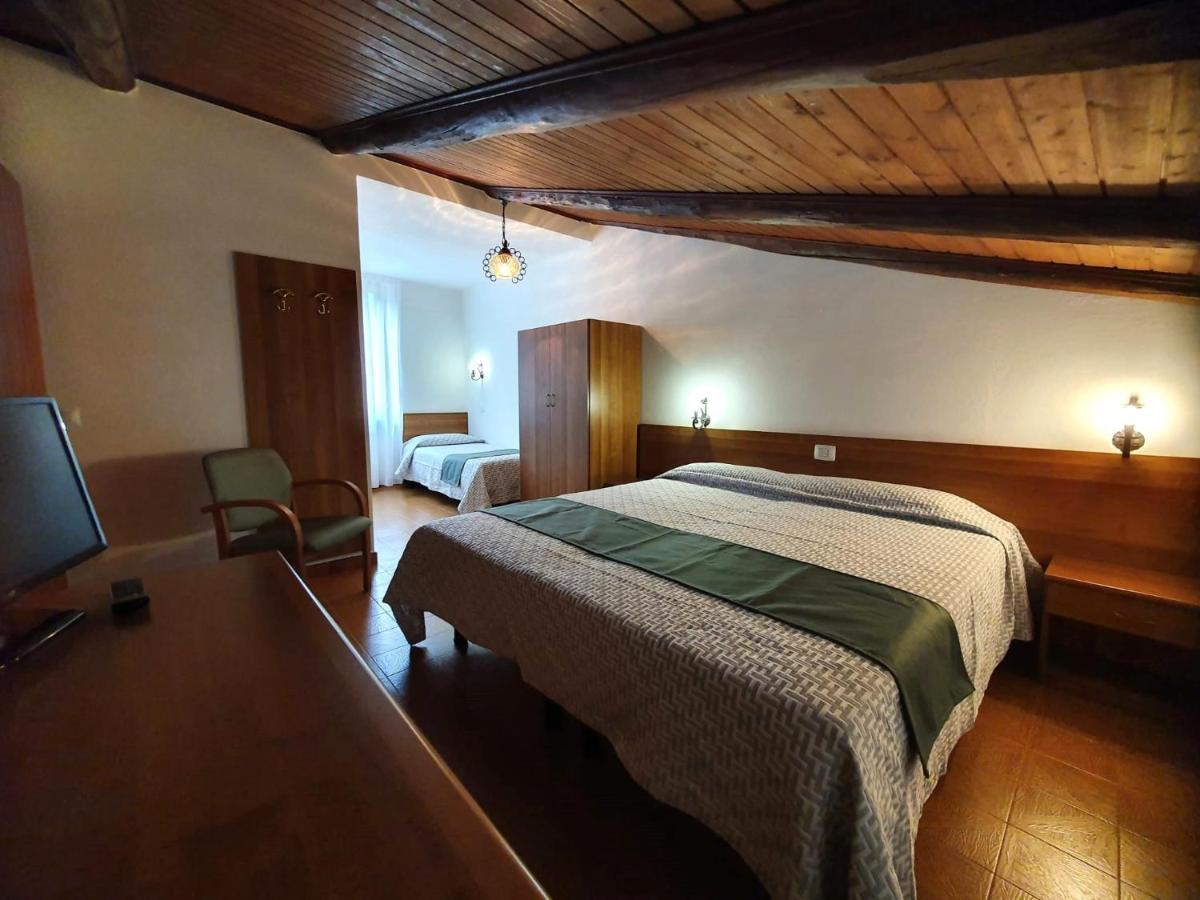 Altavilla Meuble Hotel Tirano